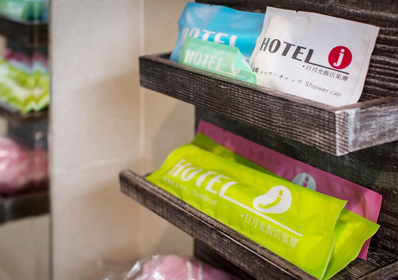 J-Hotel Джиаоси Екстериор снимка