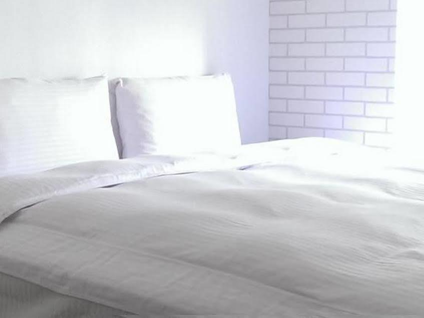 J-Hotel Джиаоси Екстериор снимка